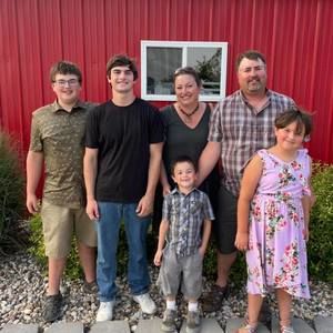 Meet your Posher, Kara